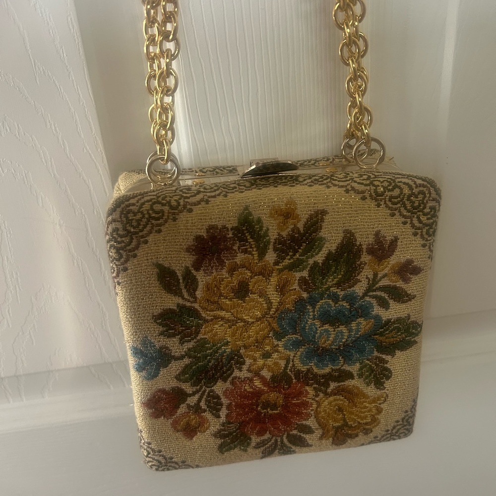 Vintage Delill floral tapestry square pill box style purse made in Italy.